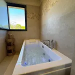 De Standing Avec Piscine Et Jacuzzi *