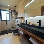 De Standing Avec Piscine Et Jacuzzi *